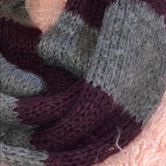 Infinity Scarf - Picture 2 of 3